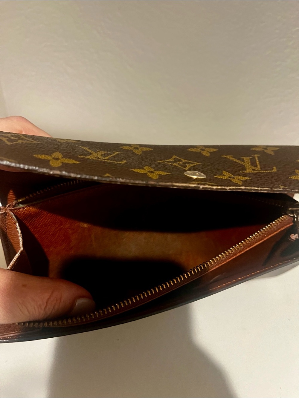 Louis Vuitton Vintage Monogram Sarah Long Wallet Made in France - Picture 7 of 10